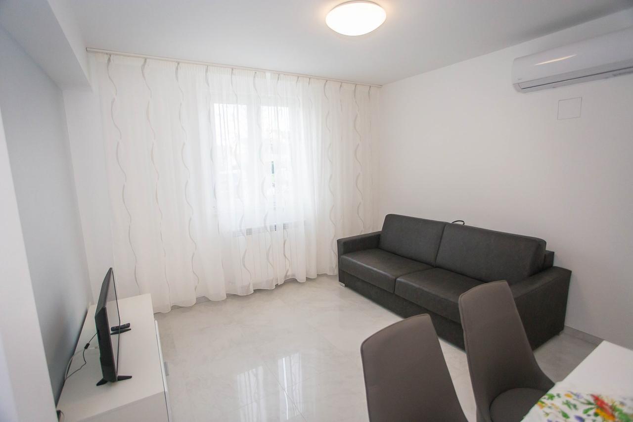 Apartment Aldo II Πόρετς Εξωτερικό φωτογραφία